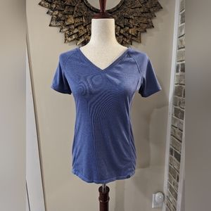 REI Women's Dusty Purple Fitted Stretch T-shirt Size Small